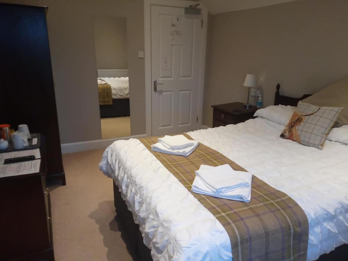 Glenisla Hotel Blairgowrie and Rattray Δωμάτιο φωτογραφία